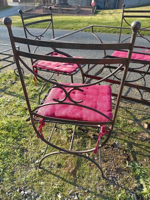 table de salle a manger et table de salon en fer forg 210 Charbonnat (71)