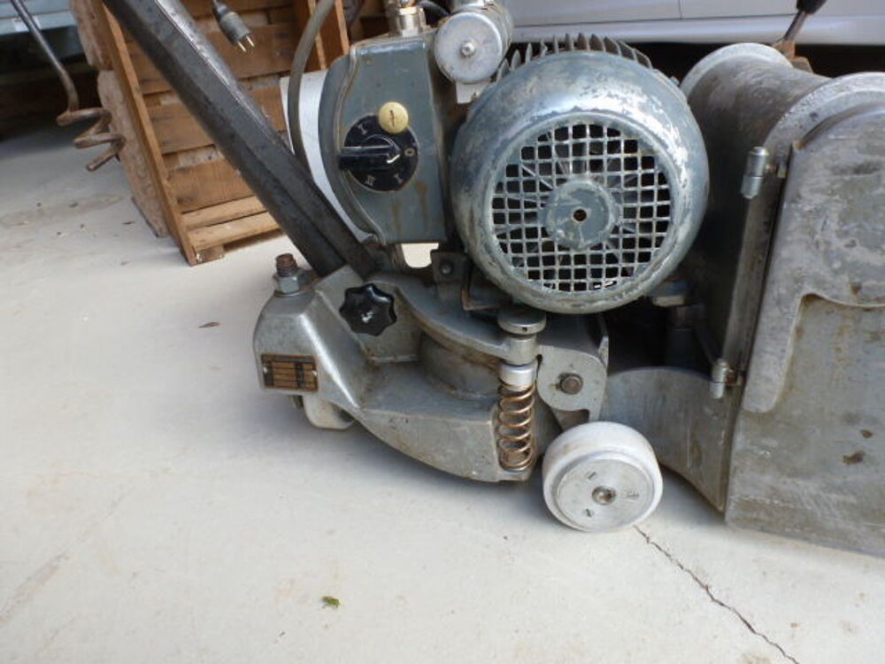 PONCEUSE &agrave; PARQUET PRO Bricolage