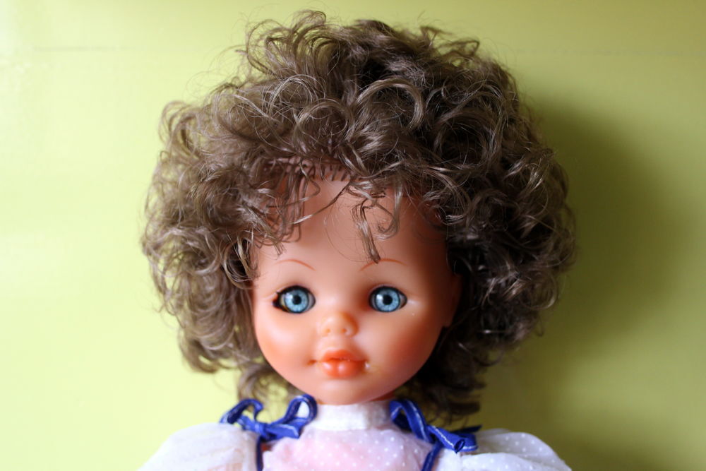 Poup&eacute;e BELLA M&eacute;lanie vintage 70 neuve en boite Jeux / jouets