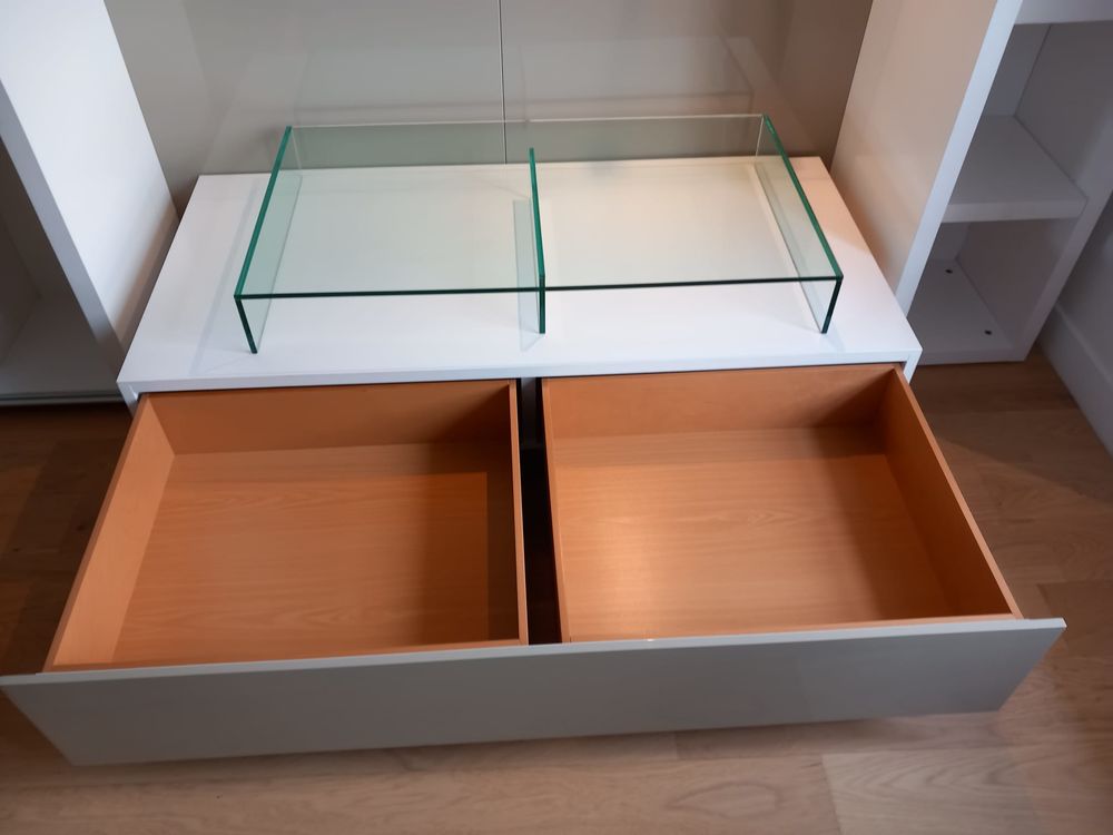 Grand meuble TV t&eacute;l&eacute;vision grand tiroir meuble sur roulettes Meubles