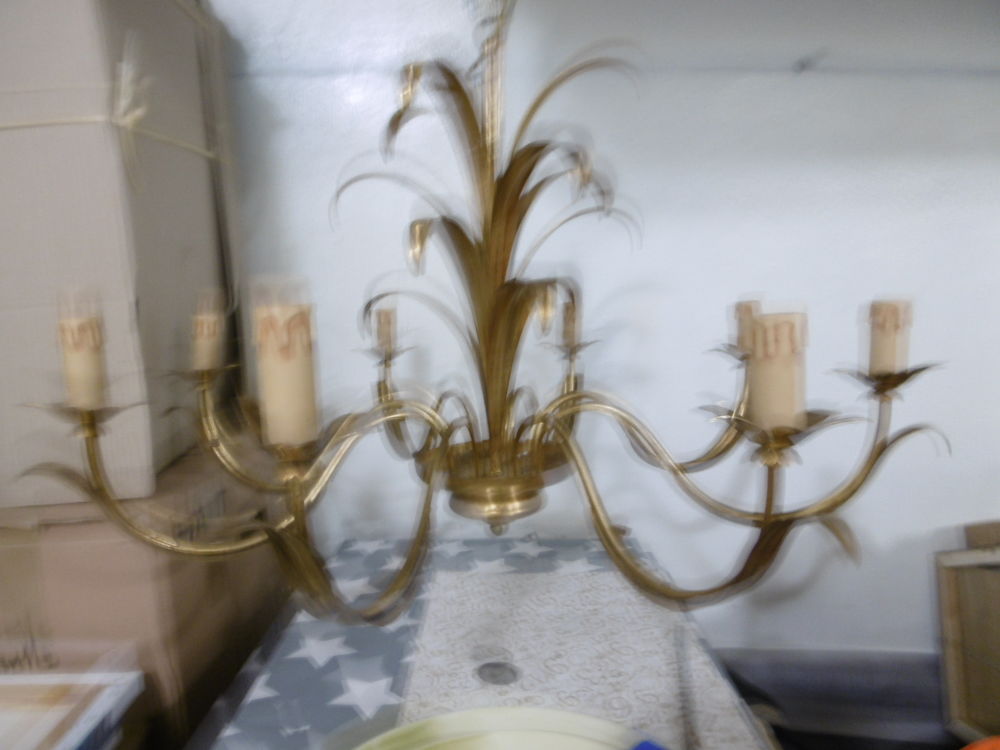 LUSTRE DORE Décoration