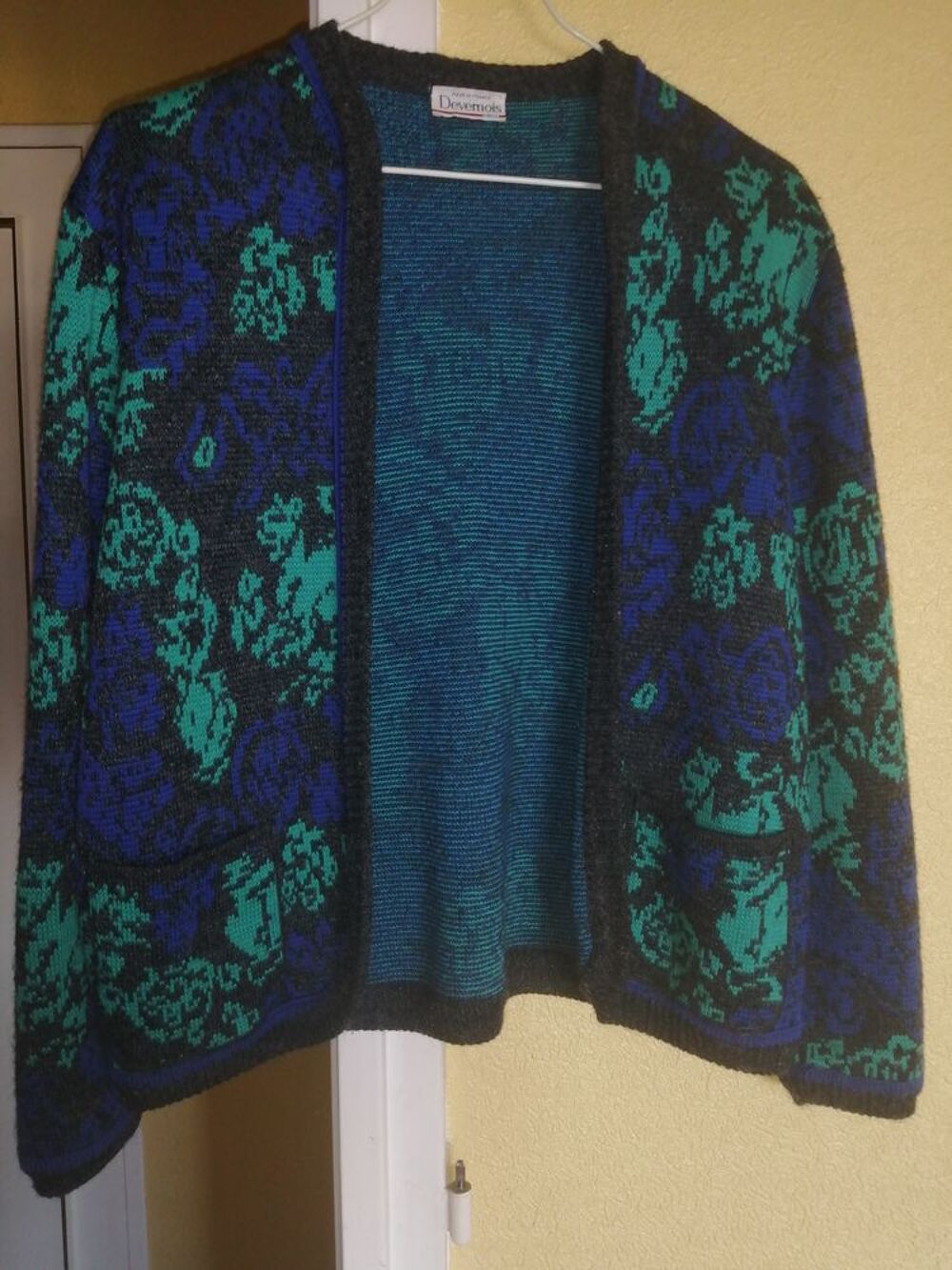 2 vestes Vêtements
