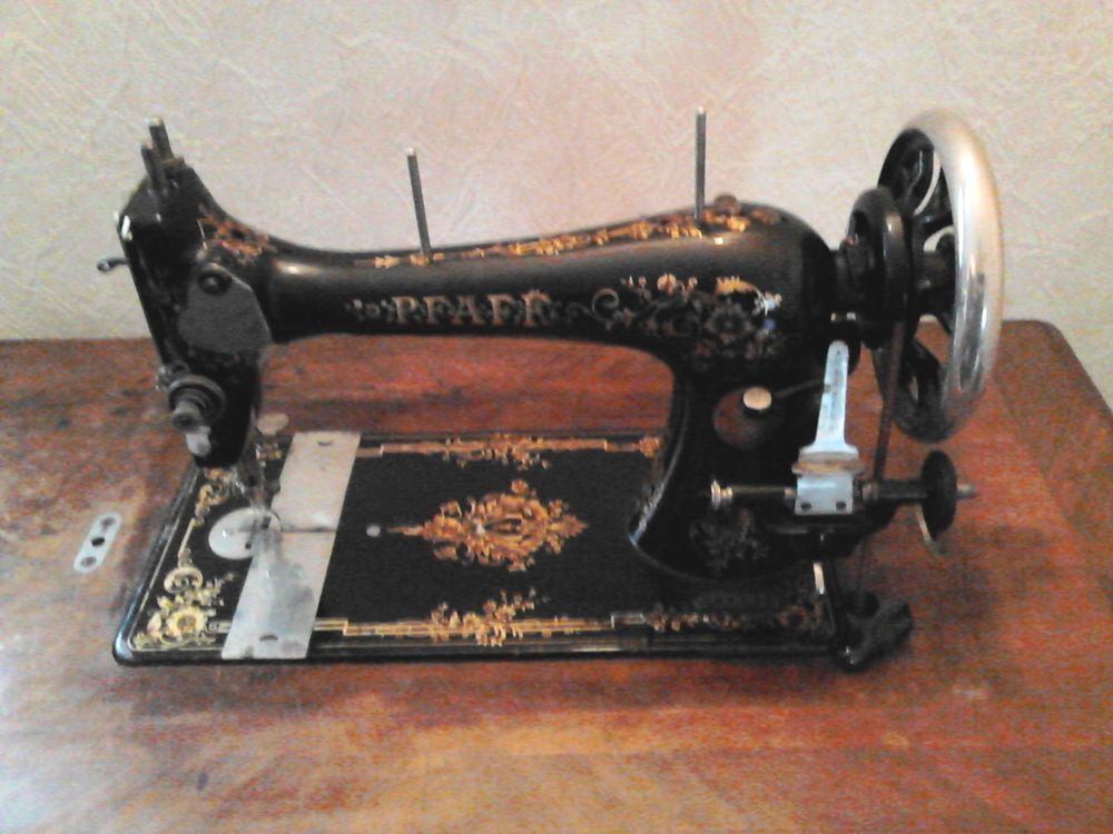 MACHINE A COUDRE PFAFF Electroménager