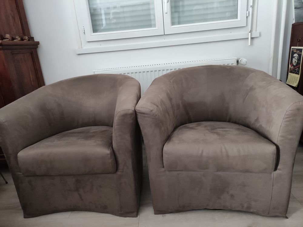 2 FAUTEUILS CABRIOLET Meubles