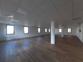   BUREAUX A LOUER - AMIENS SUD - de 110 m² à 246 m² environ Dury
