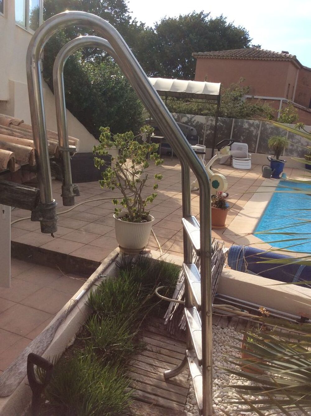 &Eacute;chelle piscine inox 4 marches Sports