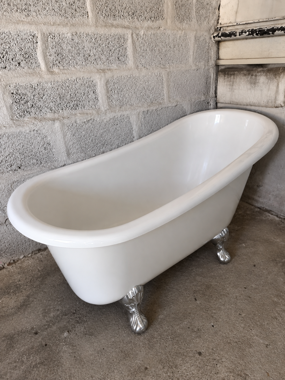 Baignoire &icirc;lot r&eacute;tro sur pied Meubles