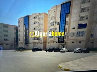  Appartement à vendre 3/4 pièces 84 m² Batna, algérie