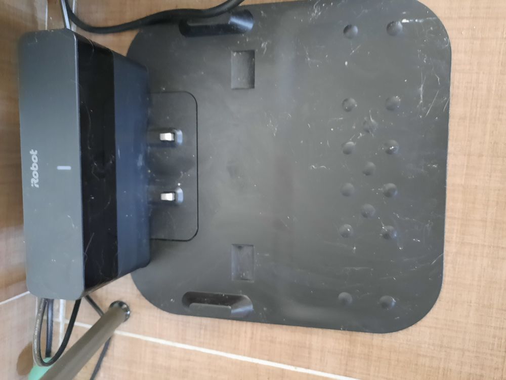 Syst&egrave;me complet automatis&eacute; d'aspiration/lavage iRobot Electroménager