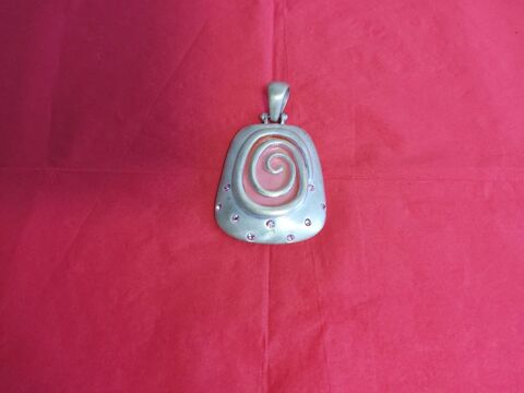 PENDENTIF gris et rose 4 Saint-Etienne (42)