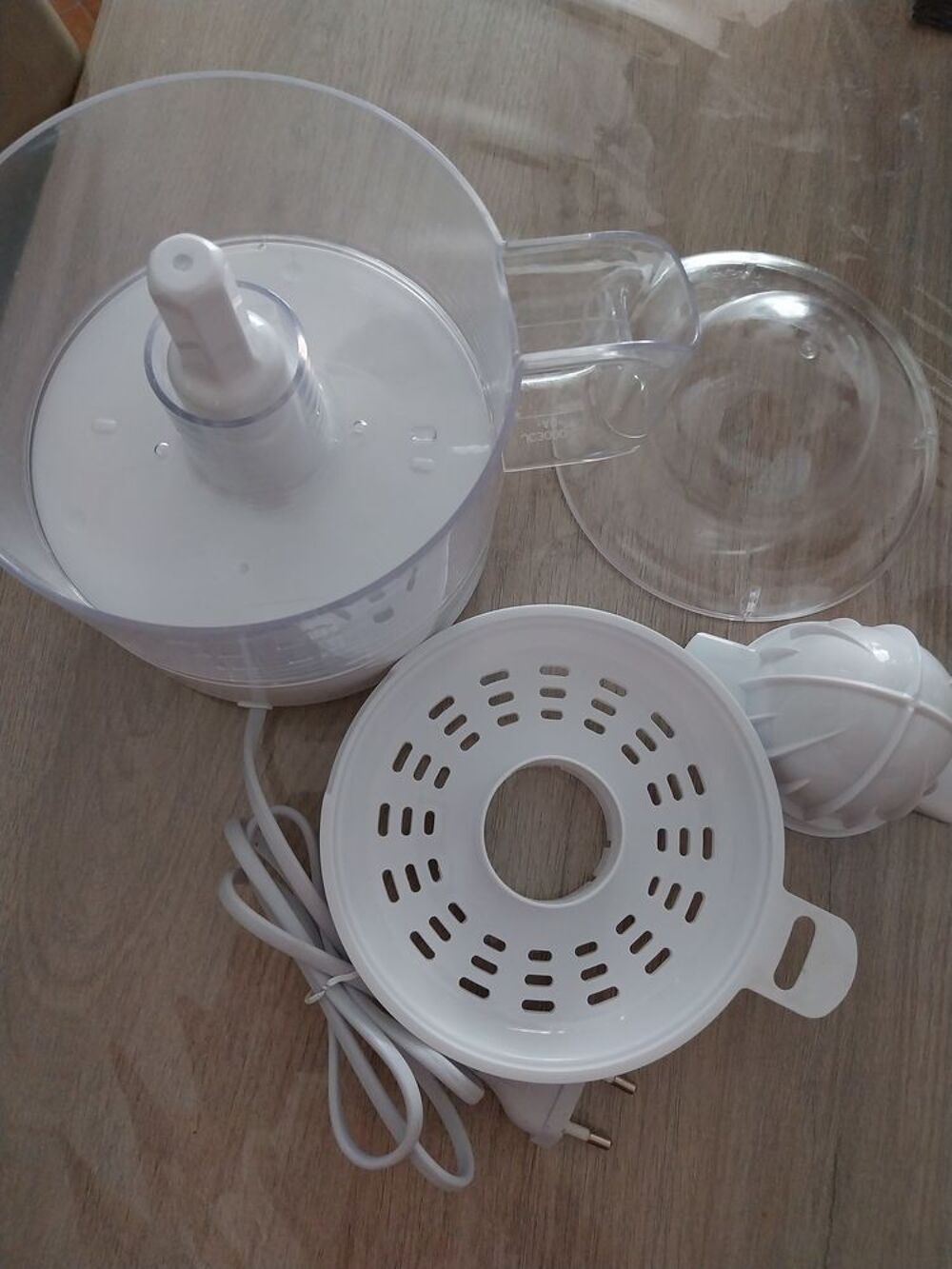 Presse-agrumes blanc Electroménager
