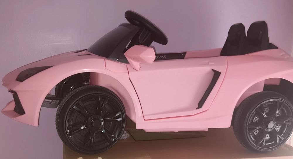 Voiture lomborghini rtelecomande parentale en tre bonne &eacute;tat Jeux / jouets