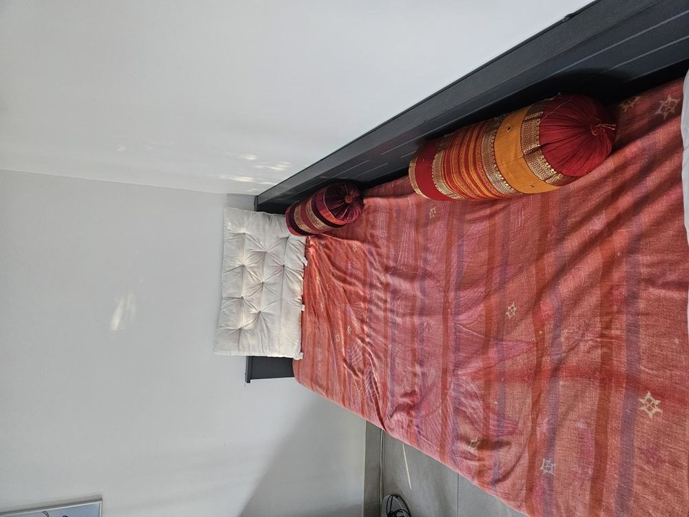 Lit gigogne 
Meubles