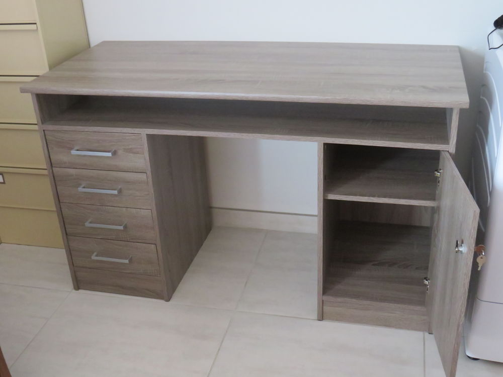 Bureau d'ordinateur Meubles