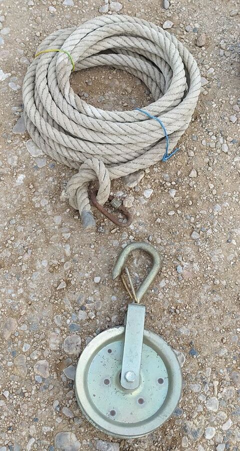 Poulie macon echafaudage corde levage 100 Saint-Jean-de-Fos (34)