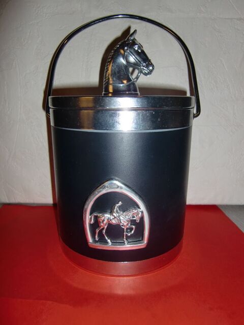 Seau  glace(noir & argent) Etrier/Cavalier  cheval 24 Rueil-Malmaison (92)