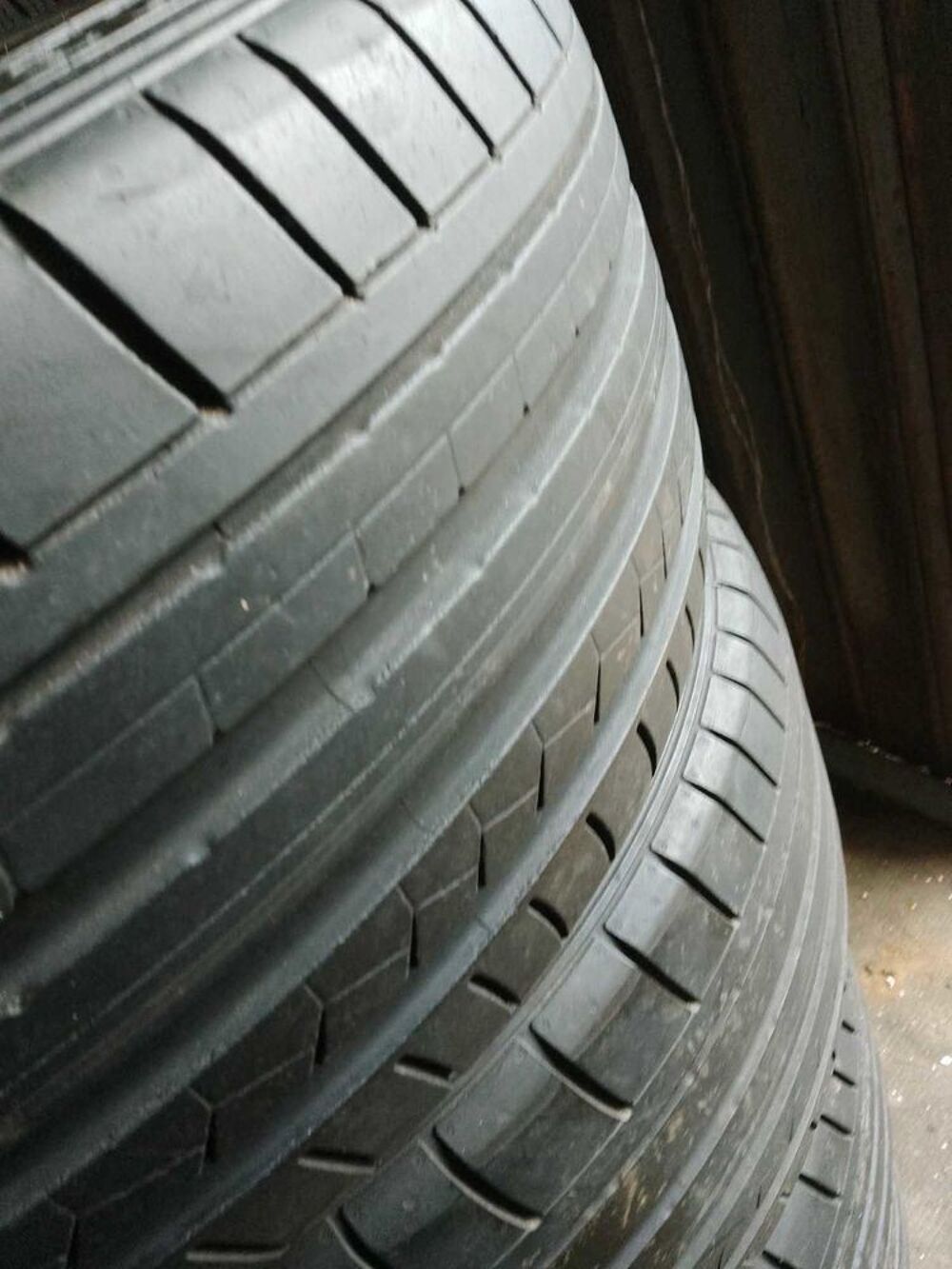 Pneu voiture - roue  occasion 54250 Champigneulles