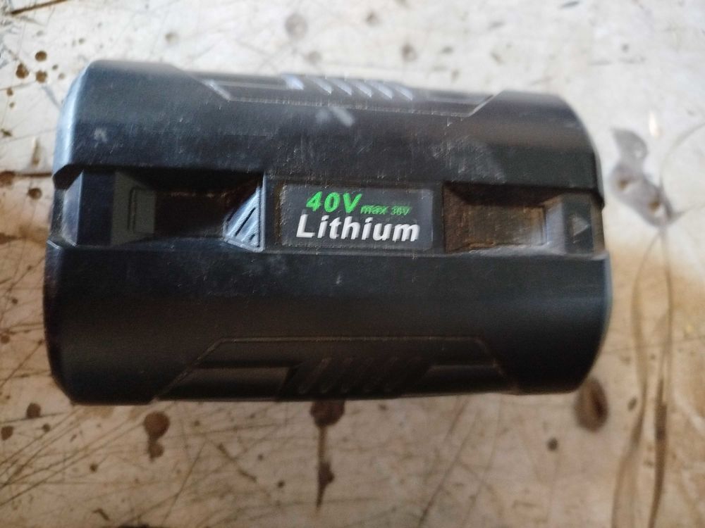 chargeur de batterie rioby Jardin