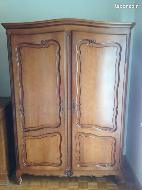 Armoire en merisier avec �tag�re/penderie/miroir int�rieur 0 La Bernerie-en-Retz (44)