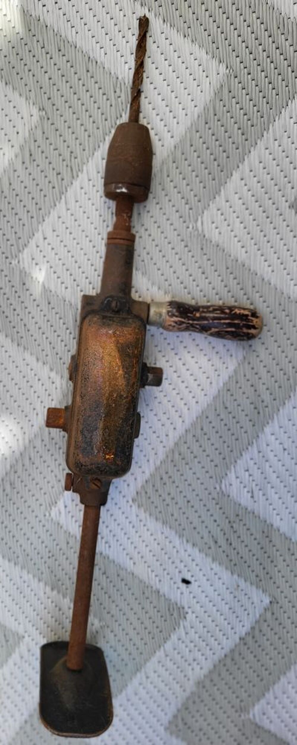 Ancienne chignole Peugeot num&eacute;rot&eacute; Bricolage