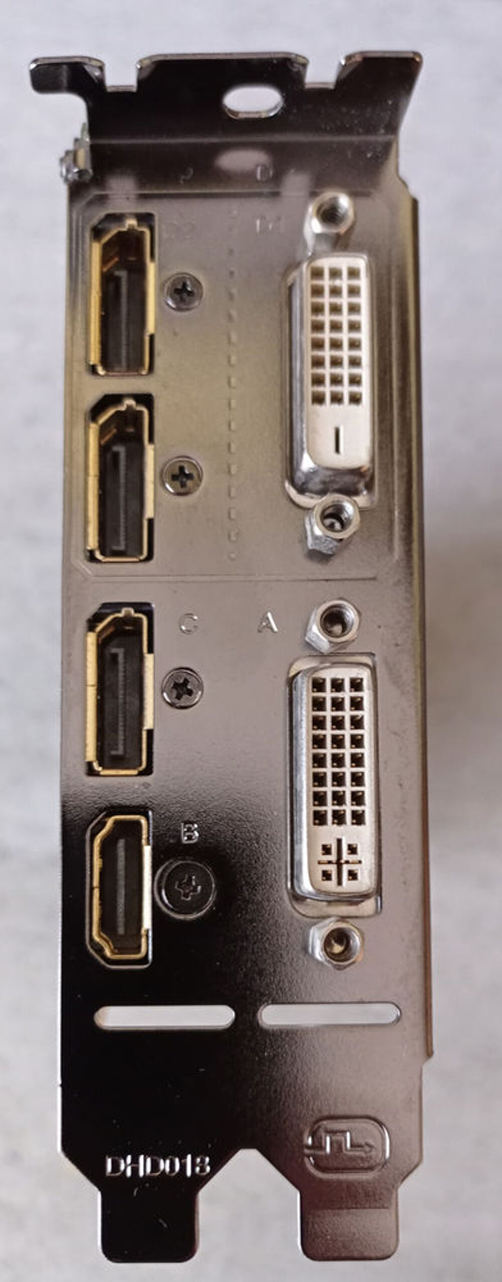 Carte vid&eacute;o Gigabyte GV-N960WF2OC-2GD Matériel informatique