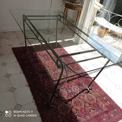 Table verre et fer forg 200 Montreuil-Juign (49)