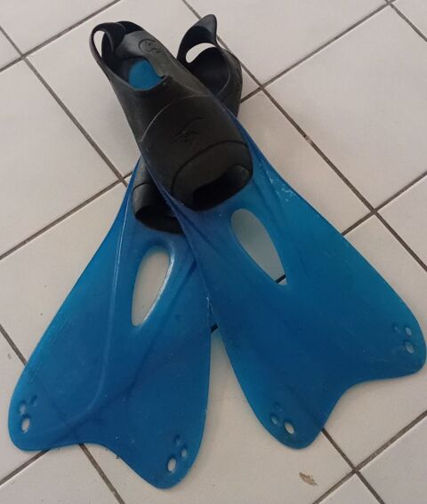Palmes de natation Tribord Taille 39-41 - Bon état 19 Pointe-à-Pitre (97)