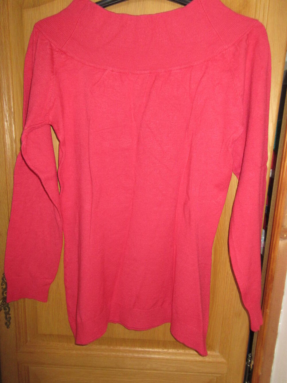Pull fushia Vêtements