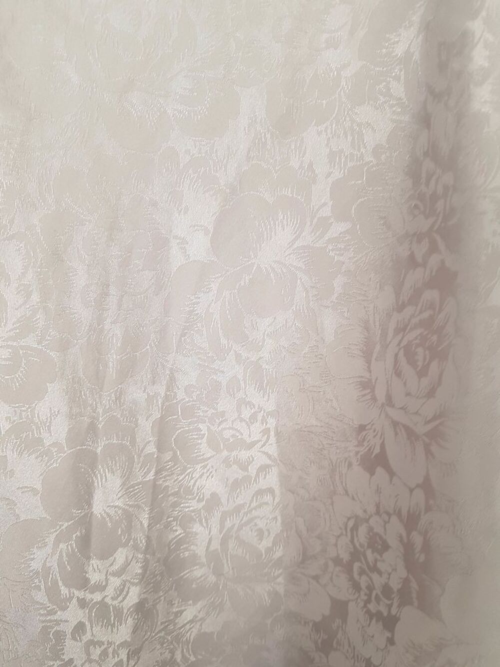 NUISETTE SATIN GIANI FEROTI TAILLE M Vêtements