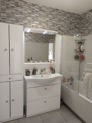  Appartement  vendre 5 pices 108 m