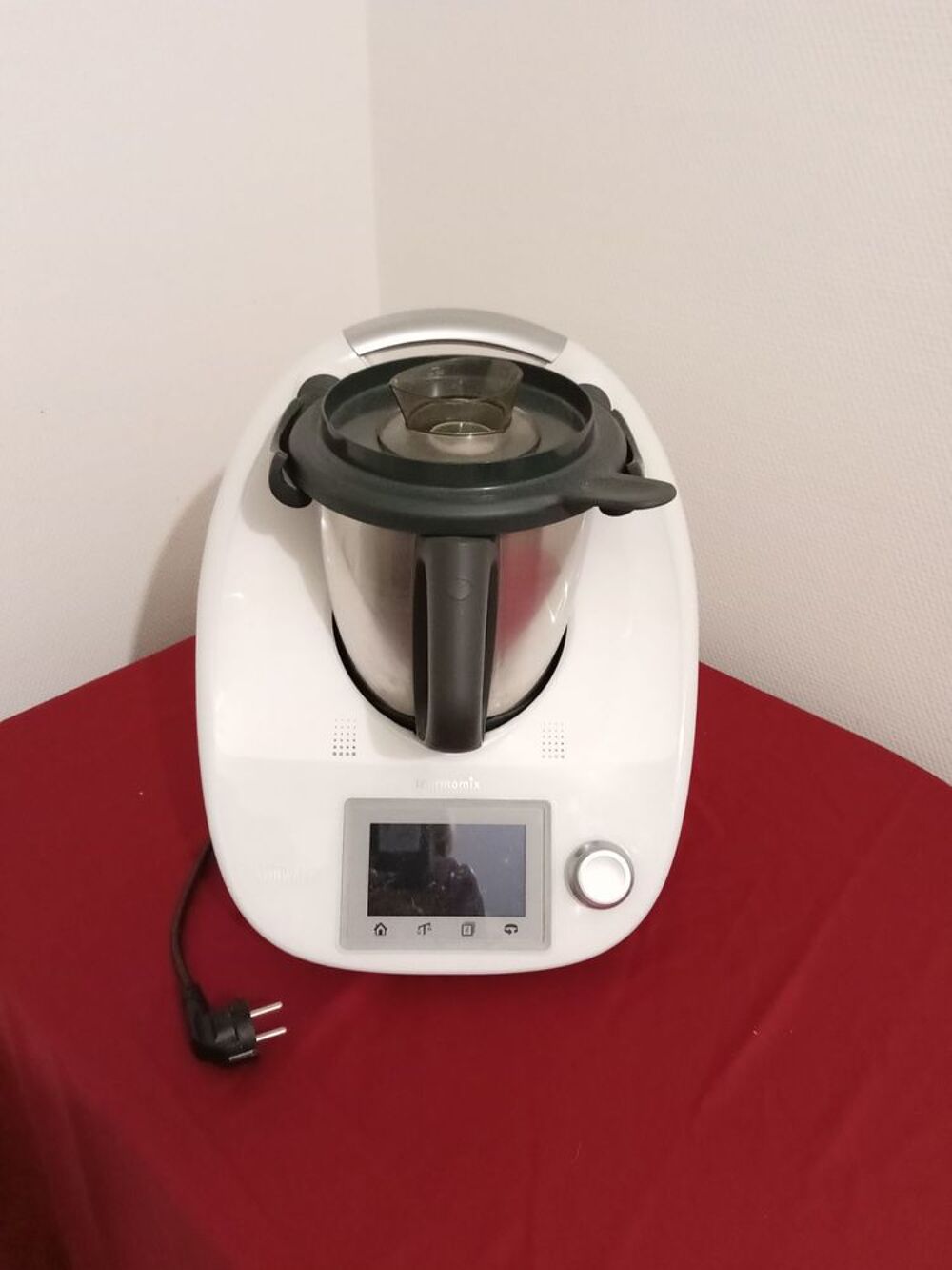 Thermomix TM5 Blanc avec accessoires Electroménager