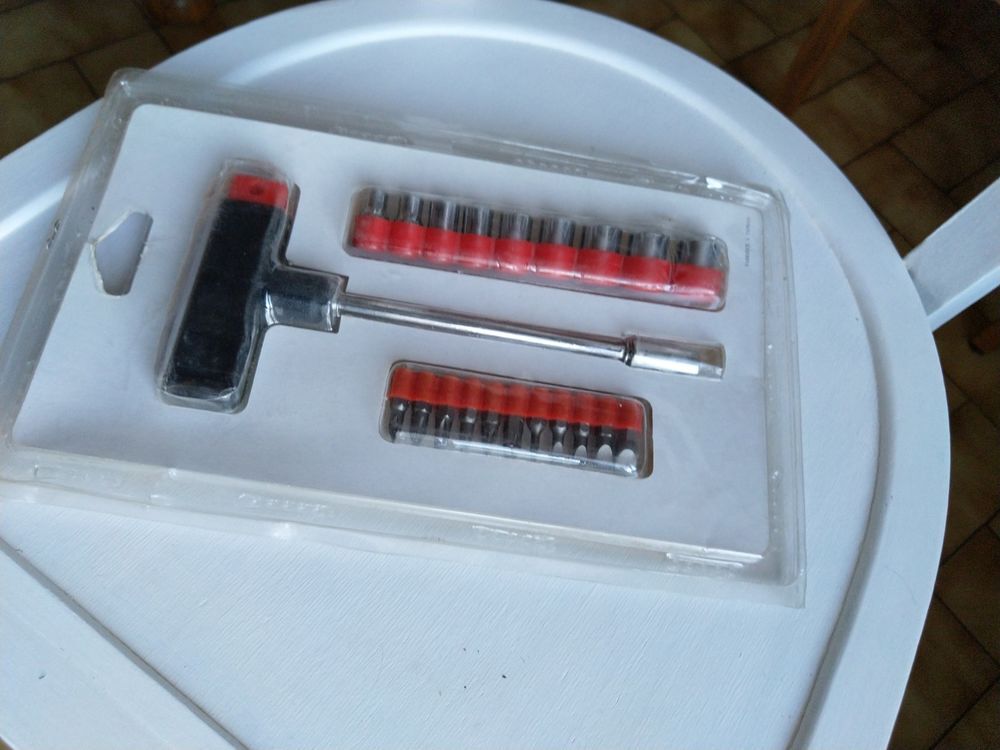 Tournevis "T" Neuf
Bricolage