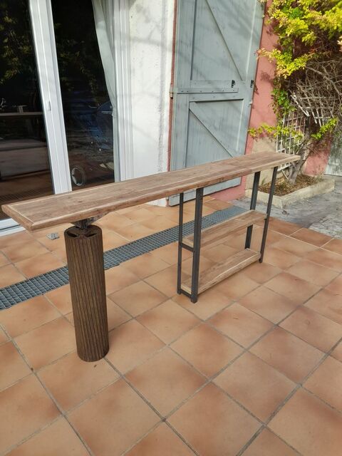 1 grande console en teck et acier
300 Le Thor (84)