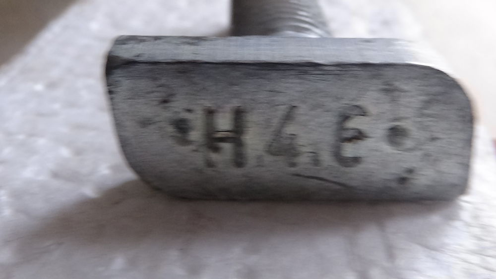 Vis &agrave; m&eacute;taux &agrave; t&ecirc;te marteau Bricolage