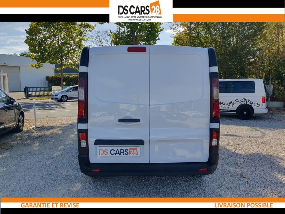Trafic TRAFIC CA L2H1 1200 KG DCI 95 E6 CONFORT 2018 occasion 28000 Chartres