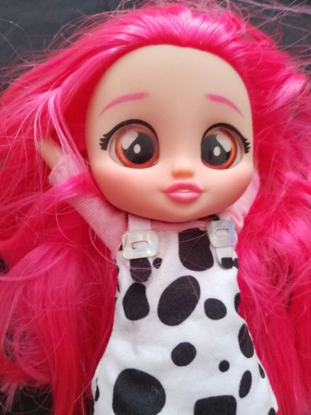 Poup&eacute;e B.F.F. Articul&eacute;e aux cheveux rose. Jeux / jouets