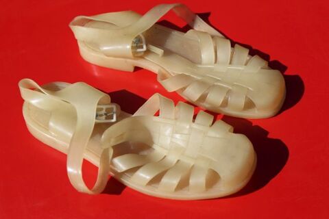 Sandales de plage Vernon T41 7 Montargis (45)