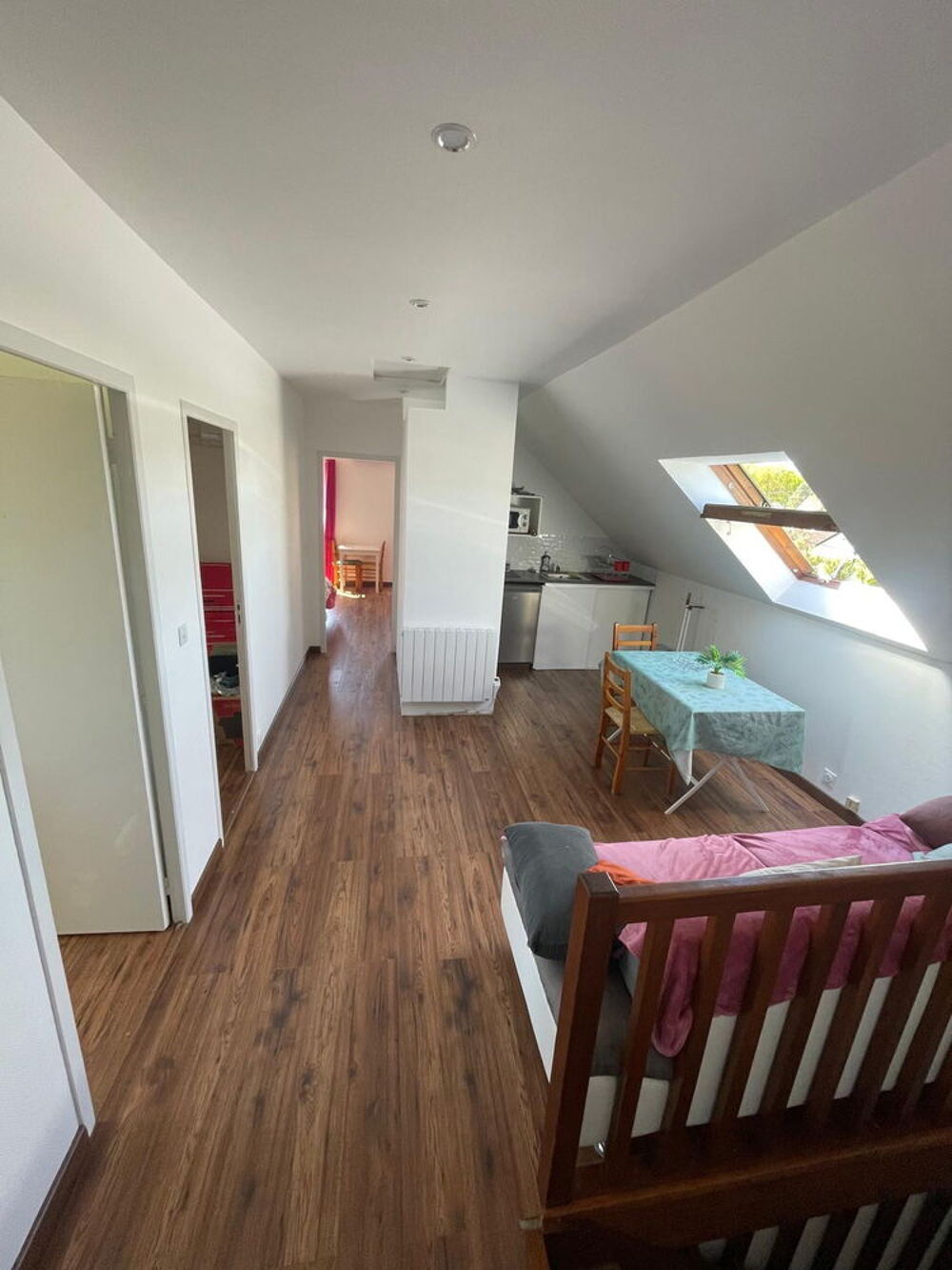 Location Appartement PROCHE MONTARGIS (45), appartement type 3 meublé. Paucourt