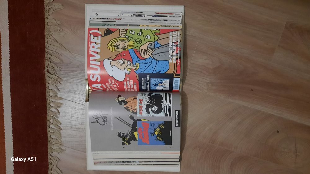 Revue BD A SUIVRE Livres et BD
