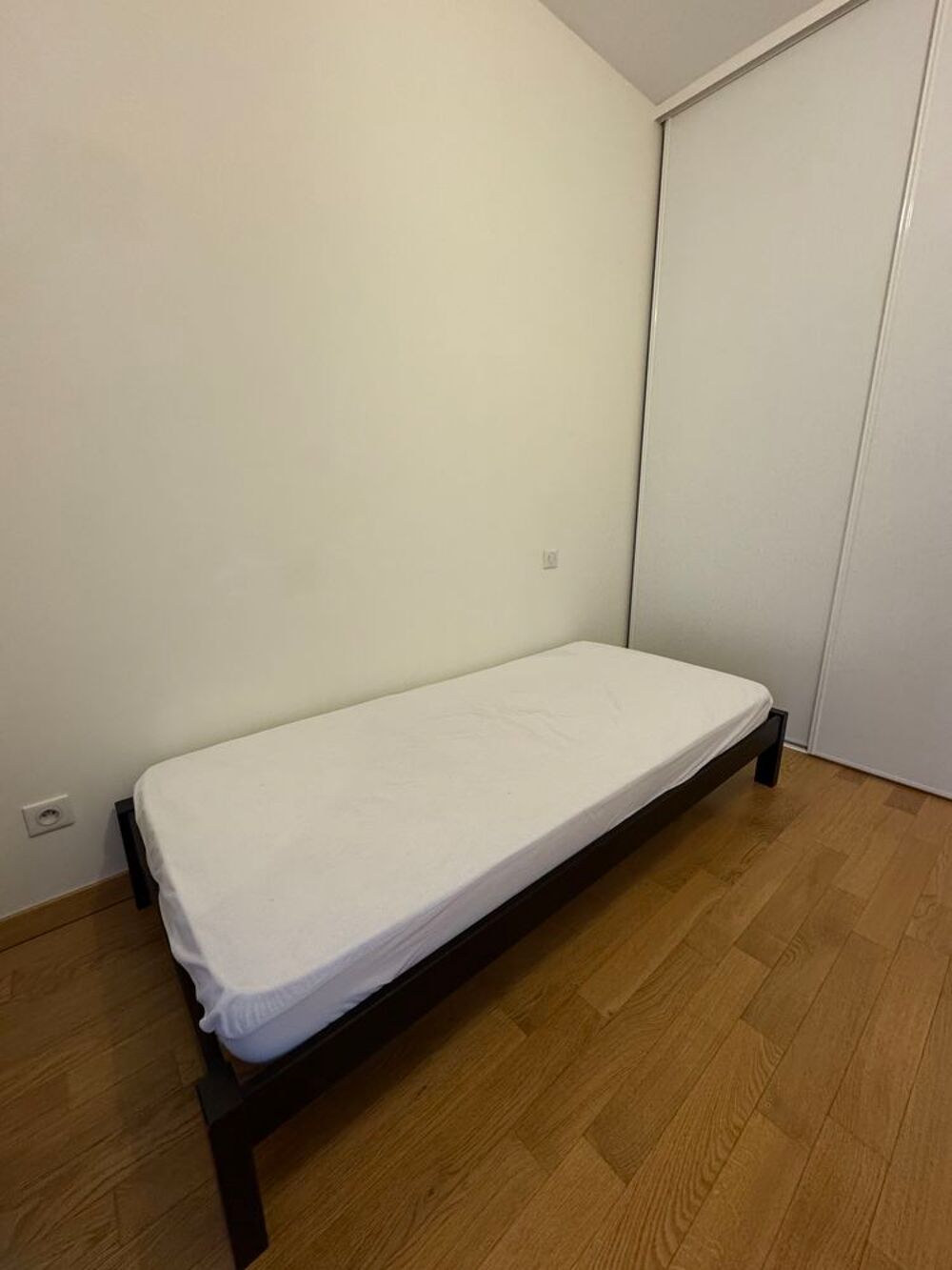 Lit simple une place Meubles