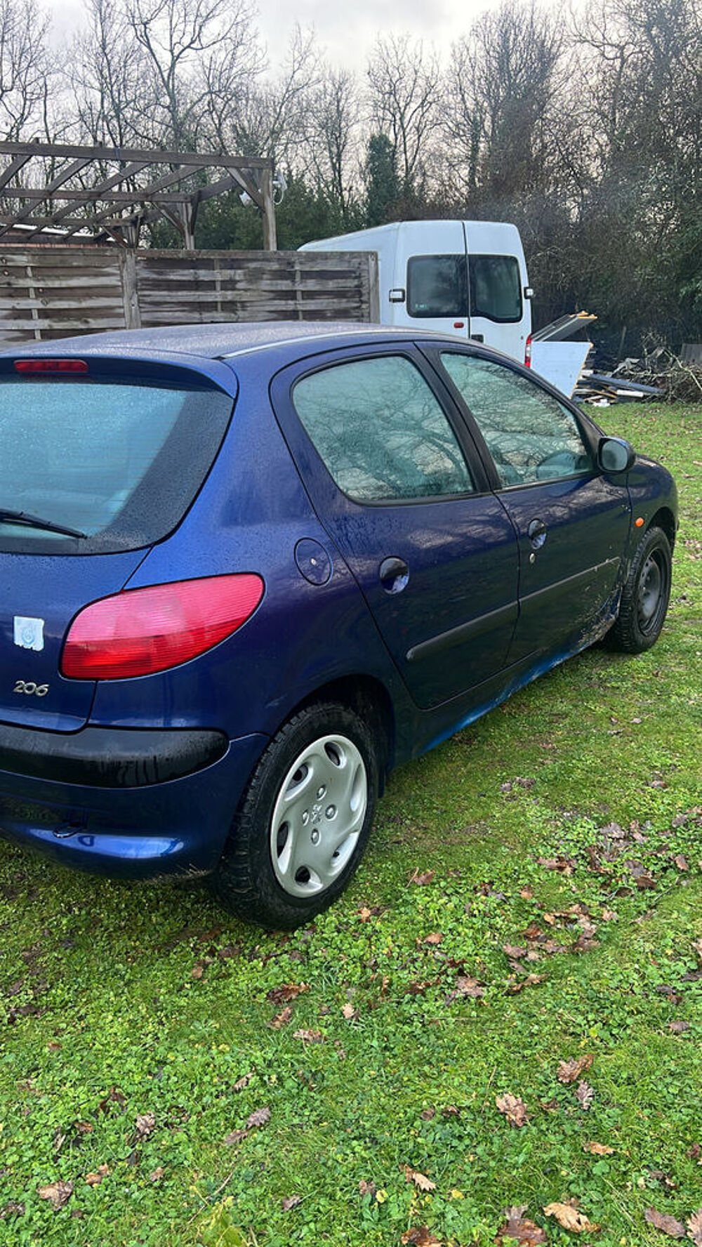 206 1.4i 1998 occasion 33240 Saint-Laurent-d'Arce
