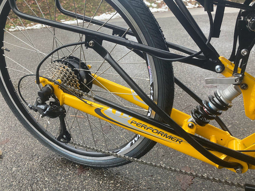 Achetez tricycle couche quasi neuf annonce vente Annecy le