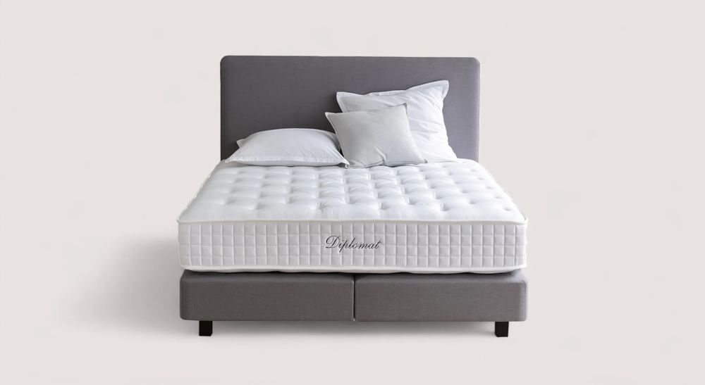 Matelas Wedding Diplomat COMME NEUF
Meubles