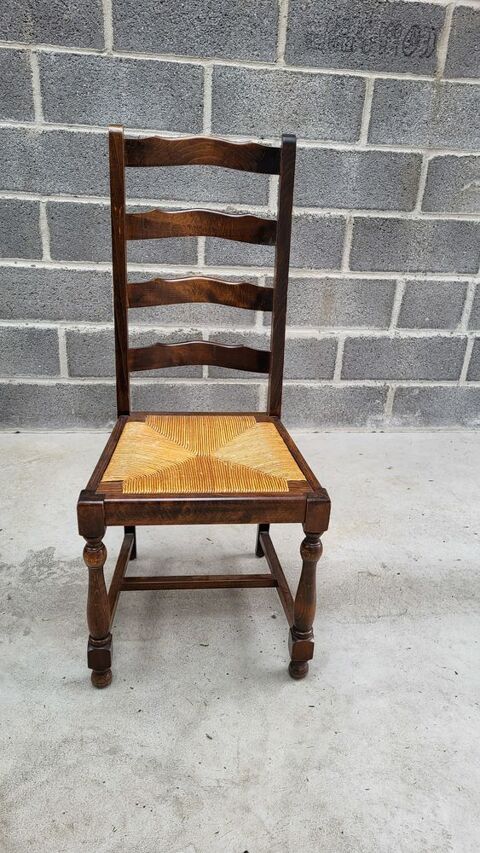 Lot de 6 chaises en bois massif avec assise paillée ? Style Vimy (62)