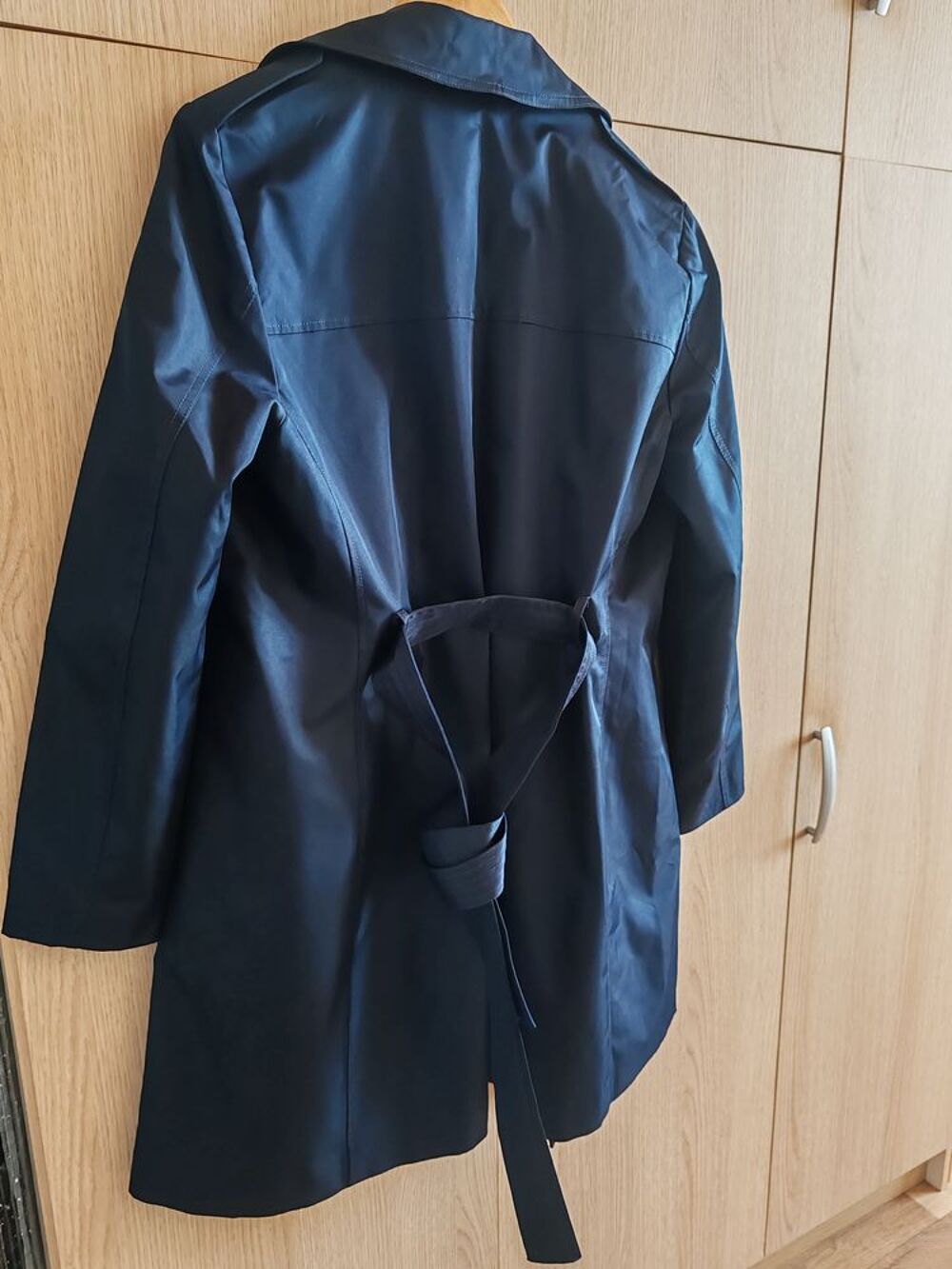 Trench Neuf jamais port&eacute; Vêtements