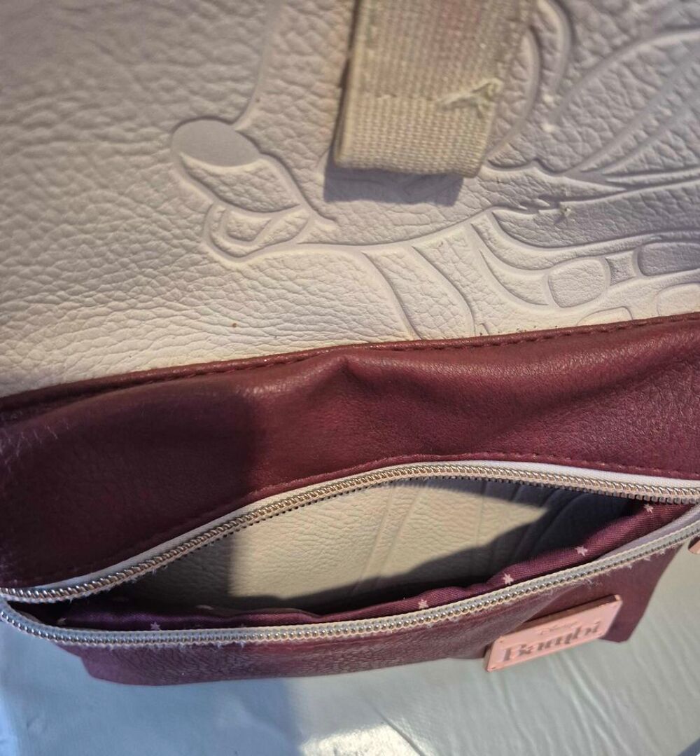 Sac+&agrave; +dos+Disney+Bambi+bicolore+blanc+bordeaux+format+compact Maroquinerie