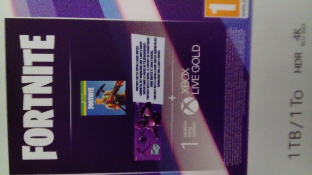XBOX one S 1T &Eacute;dition limit&eacute;e fortnite Consoles et jeux vidéos