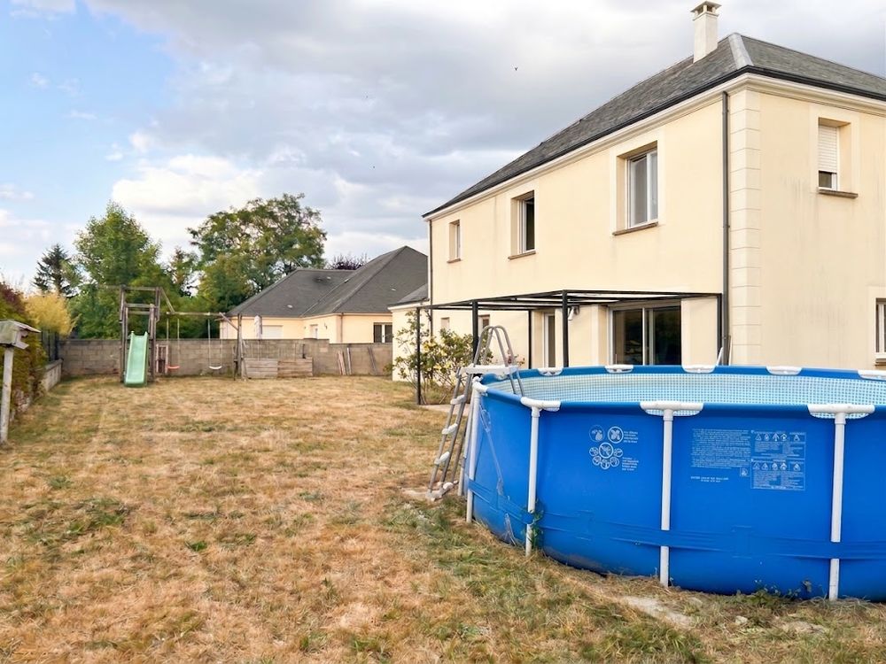 Vente Maison Maison 7 pièces 204 m2 Saint-ay