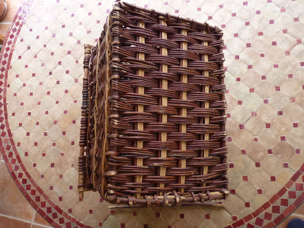 Panier en osier pour chat D�coration