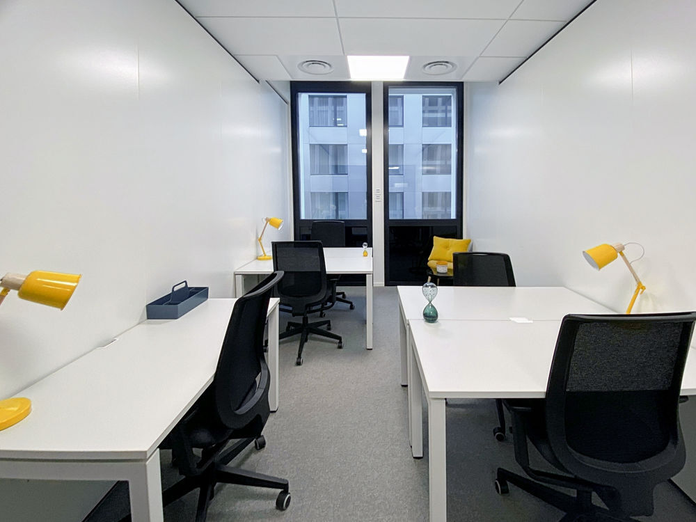   Un bureau de coworking ouvert entièrement équipé pour vous et votre équipe à Nice, Spaces Grand Arenas Nice